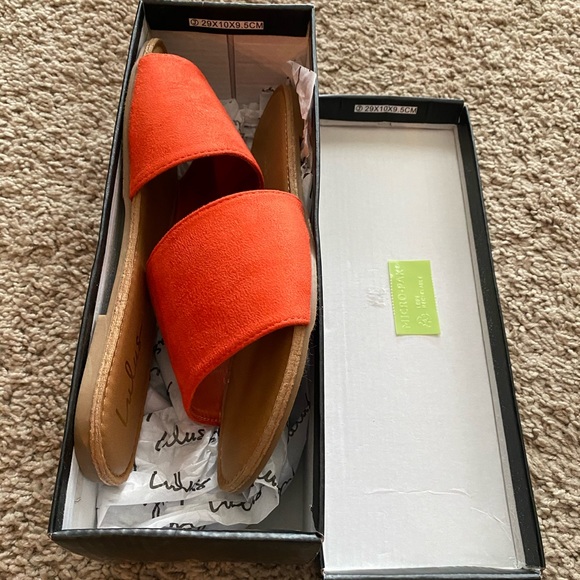 Lulu’s Suede Coral Slide Sandals - Picture 2 of 4